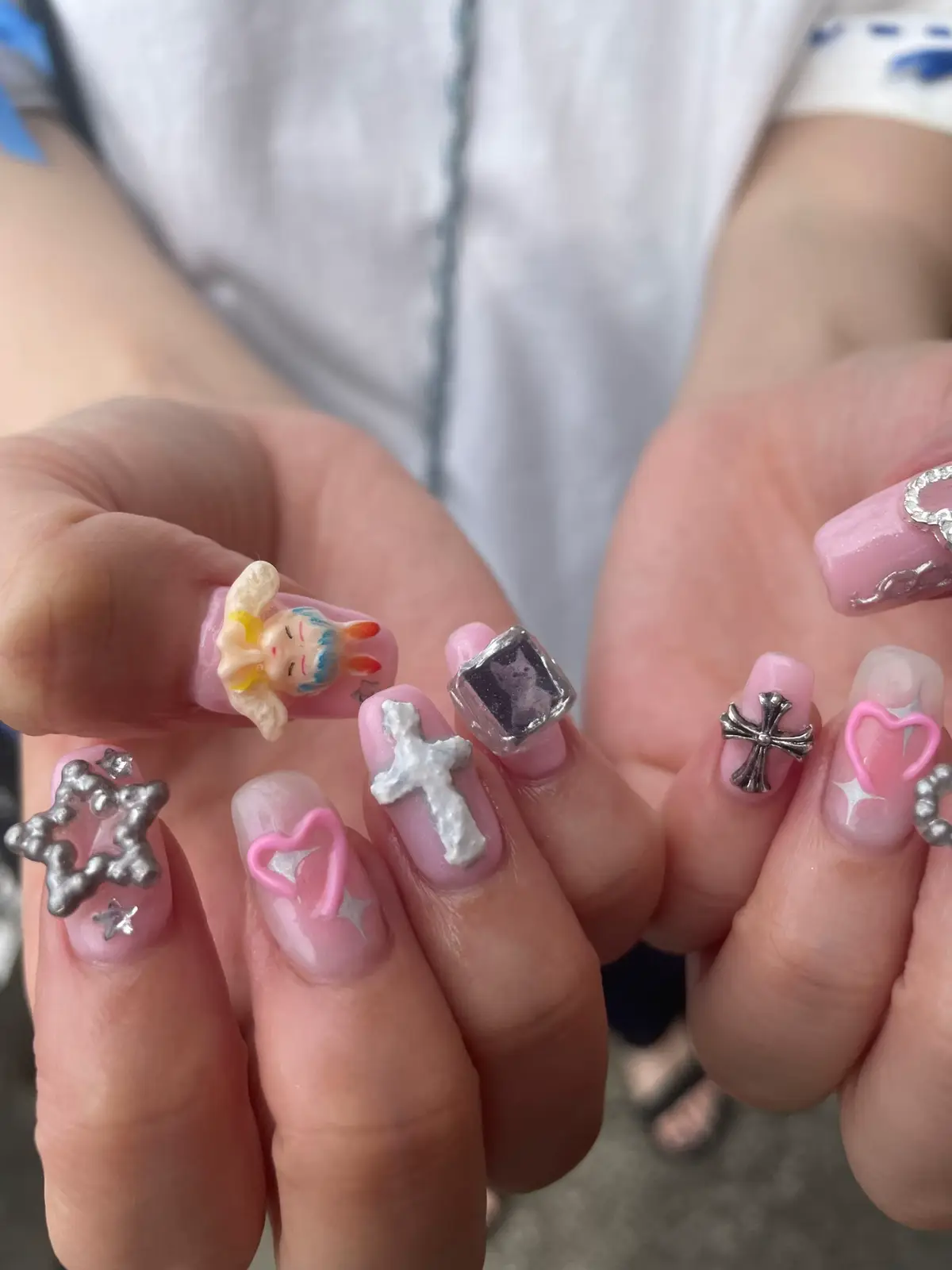 ネイルまとめ4🧎‍➡️🧡🪽 爪盛る季節になってきましたね⊂( ᴖ ̫ᴖ )⊃➸♡ ご予約お待ちしております！ #個性的ネイル #個性派ネイル #y2k #うるうるネイル #ギャルネイル #ネイルデザイン #オーロラネイル #ラメネイル #ネイルチップ #春ネイル #夏ネイル #ネイルサロン #韓国ネイル #ワンホンネイル
