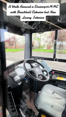 Walk Around a Enviro400MMC, Beachball Exterior, New Livery Interior. 