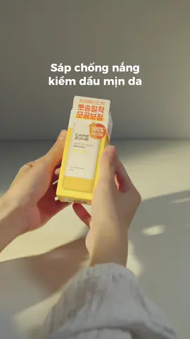 Bắt trend sunstick cùng Carezone ngay!  #carezonevietnam #carezone #acure #sunstick 