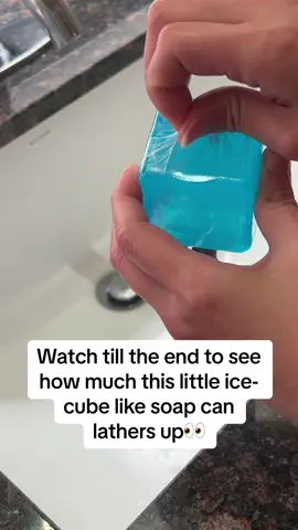 #asmr #soap #asmrsoap #soapasmr #foryou #fyp #howtosmellgood #satisfying #satisfyingsound #showerroutine #SelfCare #showertok #nighttimeroutine #Lifestyle #lifestylehack 