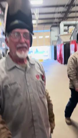 @Sketch come visit arkansas elite! #beelite #weldernation #weldtok #pipewelding #weldtest #weldingtiktok #trades #travelingwelder #tradeschool #tigwelding #weldingschool #welding #stickwelder #bluecollar #welder #weldlife #weld 
