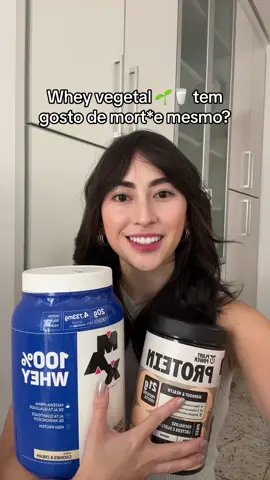 O gosto de whey vegetal é ruim mesmo? Comprei pela primeira vez e vim experimentar com vocês 🥛🌱🏆. Marca Plant Power Valeu a pena, paguei R$300,0 três potes de 490g, 21g de proteína. Conhece outras marcas? Recomenda alguma?  #wheyvegetal #plantpower #whey #wheyprotein 