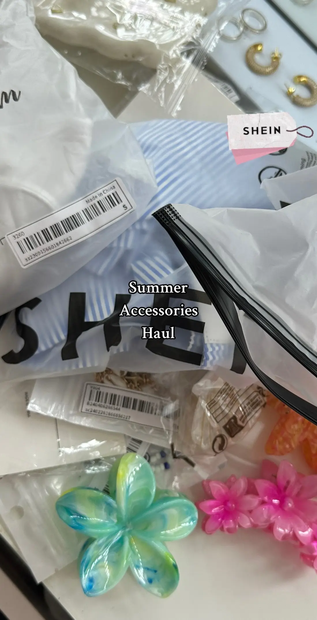 Affordable shein holiday accessories i recently picked up #holidayaccessories #sheinholidayhaul #sheinhaul 