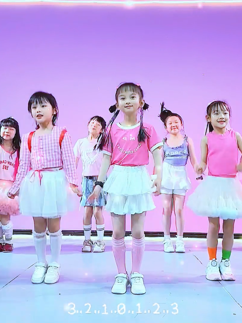 Các bé Đẹp quá  và đồ nhẩy nhà Thdance Không bao giờ làm các mẹ phải thất vọng . #kidsdance  #viral  #viralvideo     #dancekids    #thdance    #zumba   #zumbakids   #hiphop   #hiphopkids   #funny   #dancetrend   #trend   #dance  #dancechallenge  #fyp   #fypシ  #trending    #viraldance