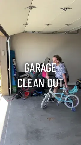 ✨Garage clean out: Part 1✨This was long overdue! And might take longer than I expected🫣😅 #garage #CleanTok #organize #part1 #garagecleanout #realisticmomlife #declutter #motivation #getitdone  