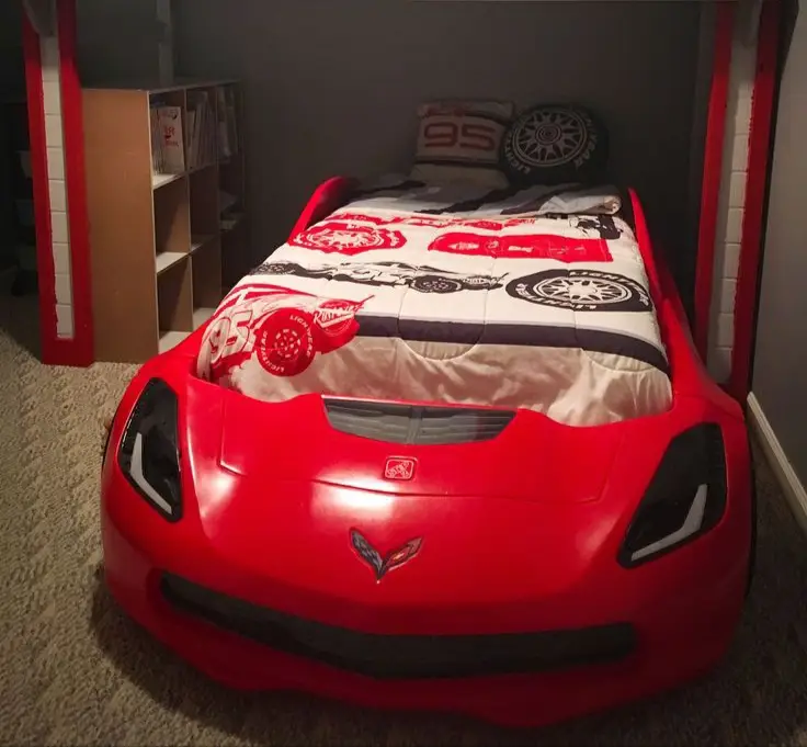 #bedroom #bed #porsche #bmw #mercedes #corvette #chevrolet #cars #humor #fyp #foryou 