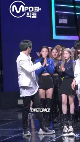 BTS knows how to really treat a woman, always maintaining respect #jungkook #jin #jhope #suga #rm #jimin #taehyung #bts