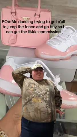 #Meme #MemeCut Click the milkshake 🔗in my bio and go jump the fence and make me get the likkle commission a girl is hustling #dhg8 #dhg8finds #fencefinds 