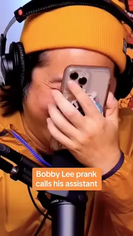 “Yellow” 😂 #bobbylee #comedypodcast #prankcall 