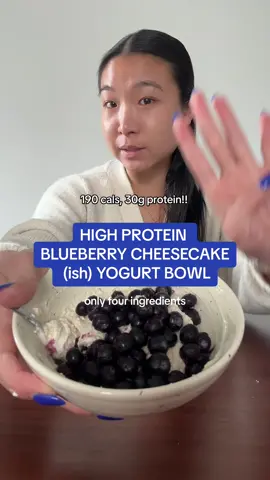 HIGH PROTEIN BLUEBERRY CHEESECAKE YOGURT BOWL 🫐  190 cals, 30g protein 1/2 cup nonfat greek yogurt (i used @FAGE ) 1/4 cup 1%fat whipped cottage cheese (i used friendship brand) 1/2 scoop blueberry protein powder (i used @BEAM be amazing ) 1/2 cup frozen blueberries #protein #highprotein #blueberrycheesecaje #highproteinsnack #highproteinbreakfast #caloriedeficit #macros #macrofriendly #EasyRecipes #highproteinvegetarian #vegetarian #quickrecipes #diet #weightloss #cheapmeals #breakfastideas #greekyogurt #blueberrymuffin #cottagecheese #wholefoods #keto #lowcarb #mealprep #wellness #youcanbeam #beambeamazing 