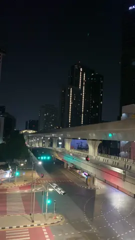 City at night. #subway #bts #ตึกช้าง #วิวกลางคืน #บรรยากาศกลางคืน #กลางเมือง 