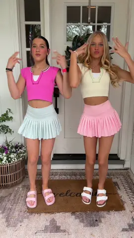 tag ur bsf 💖 #bsfs #fypシ #preppy #blondeandbrunette @willow b🤍 