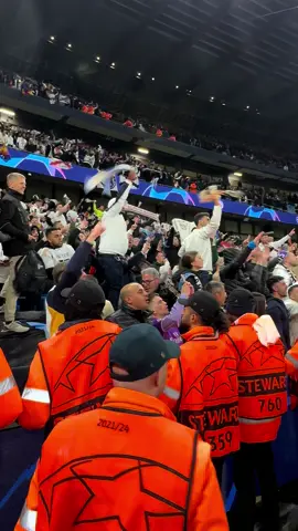 Madrid fans going wild after the game 🔥🔥🔥 #realmadrid #halamadrid #ucl #championsleague #uefa #uefachampionsleague #football #Soccer #footballtiktok #fyp #foryou #foryoupage 