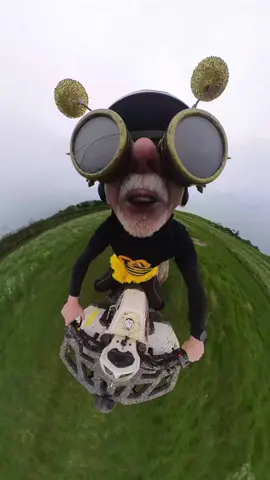 Ride a quad bike like Busy Bee! #crazydudepaul #busybee  #farmlife #farm #quadbike #thelongdrive #roblox #cosplay #insta360nosemode #mxbikesroblox #farmquad @outdoorpursuitsuk @insta360_official 