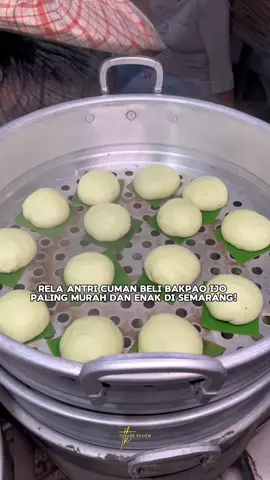 (SAVE DULU MAMPIR KEMUDIAN ) NEMU BAKPAO IJO PANDAN DI SEMARANG HARGA 1500 AJA! PALING RAME DAN MURAH 🫰 Best seller rasa coklat cepet habis 🤤 📌X9PG+WFP, Kalipancur, Kec. Ngaliyan, Kota Semarang, Jawa Tengah 50183 Siapa yang udah langganan disini? #tukangreviewsemarang #bakpao #bakpaocoklat #kulinersemarang #streetfoodsemarang #oleholehsemarang 