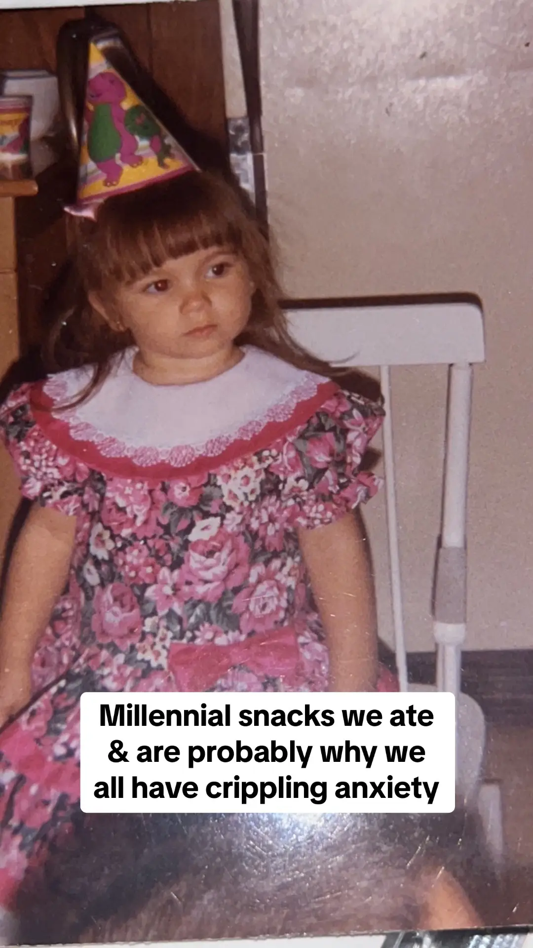 90s food snacks that are probably the reason we all hate life. #millenial #millenialmom #millennialthings #millennial #millennialfoods #millennialkids #90s #90skids #90skidstoys #90snostalgia #90sgirl 