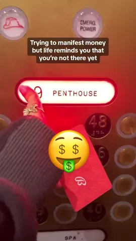 Manifesting Money, Wealth, and Big Pockets; but turns out my key is not to the penthouse. (….yet) #wealth #luxury #views @Bally’s Hotel and Casino 