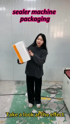 If you want to buy a machine, come to me, buy one and get one free!#machine #automatic #packingmachine #sealing #sealer #electric #cartonmachine 