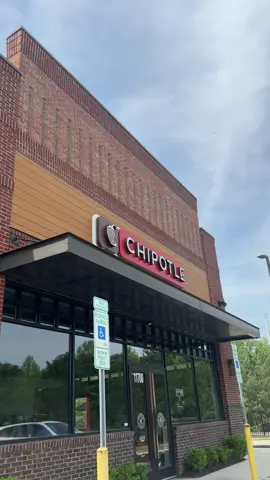 tried to give chipotle a chance again & it did not hit 🥲 - #chipotle #lowcarb #keto #lunch #healthy 