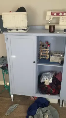 i dont wanna clean my sewing room id much rather post a fit check sue me ! 🤷‍♀️