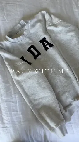 CAN’T WAIT TO TOUR WEDDING VENUES AHHHH🥹🥹💍🤍🌴 #wedding #weddingvenue #sandiego #couple #engaged #asmr #asmrsounds #satisfying #packing #packwithme #viral 