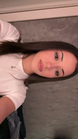 👀