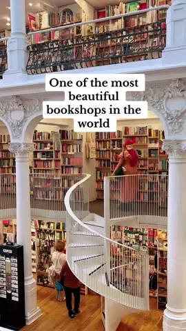 This is your sign to visit Cǎrturești Carusel in Bucharest its one of the most stunning places ive ever been ✨💖🎀  #beautifulbooks #bookshopping #bookstore #BookTok 