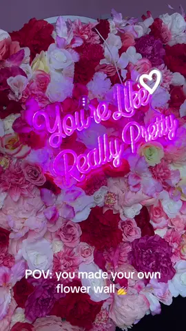 Whewwww FINALLY 😍 now to out it up.. 🤣 #foryournailpage #flowerwall #DIY #diyproject 