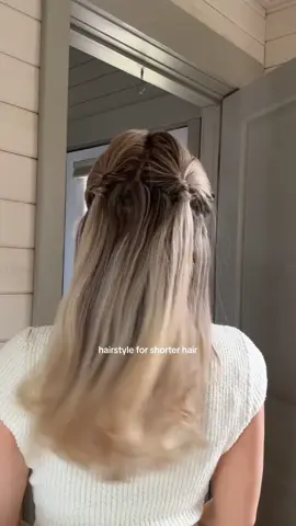 Save for inspo🤍 #shorthairstyles #easyhairstyles #greasyhair #hairtutorial #hair 
