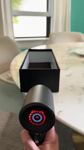 You have to check out the Bopcal blowdryer! Dyson? I don’t know her! @Bopcal  . . . #Bopcal #Bopcalhighspeedhairdryer #Bopcalhairdryer #highspeedhairdryer #hairdryer #springsale #flashsale