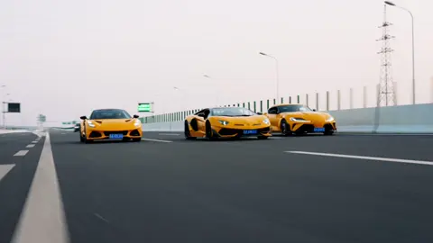 Anh nào yêu màu vàng ạ. Qua lấy 1 chiếc đi ạ #autochuf #supercar #xuhuong #fyp #xehay #sieuxe #lamborghini #aventadorsvj #lotus 