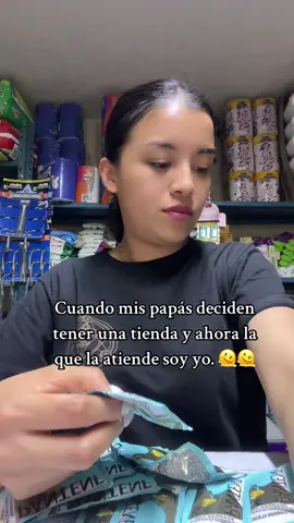 #loquecallamoslostenderos #tiendadeabarrotes #trabajandoduro #durandoeneltrabajo #humortiktok 