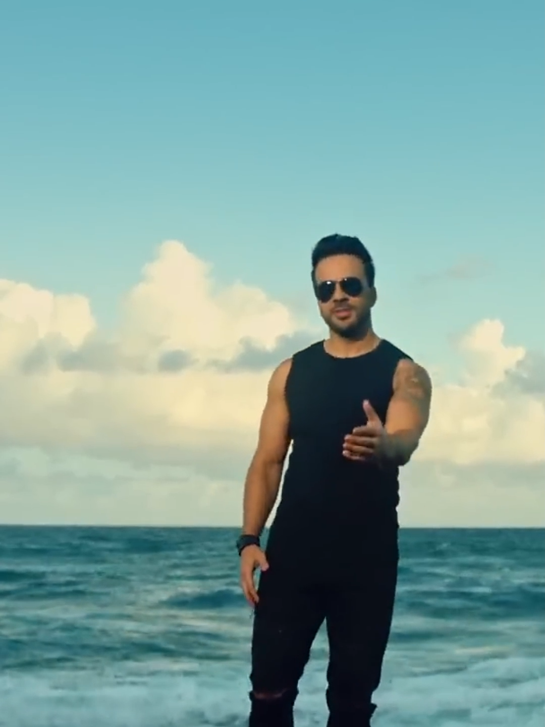 Luis Fonsi - Despacito ft. Daddy Yankee #viral #songs #lyric