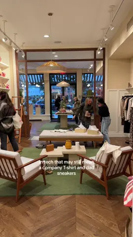 no offense to free company tshirts #nycshopping #sohovlog #officeoutfits 