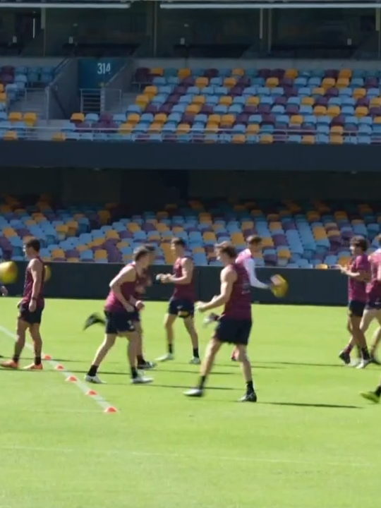 The pressure's building for the Brisbane Lions ahead of the only sell-out of super Saturday. On the eve of their Geelong showdown, a feisty Chris Fagan snapped at certain lines of questioning before scoffing at Brisbane's favouritism tag. #7NEWS