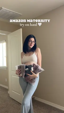 so buttery & comfy! cant get over how stretchy the material is😭☁️ 🔗 in my amazon storefront besties 🫶🏼 #maternityfashion #momanda #amazonfinds #amazonmaternity @momanda 