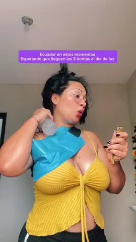 @DanielNoboaOK pilas que se a dañado la refri y ni para congelar agua tengo aunque sea para matar el calor #ecuador #fypシ #parati #foryou #tiktok #danielnoboa 