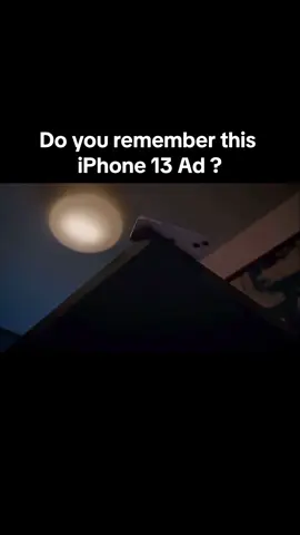 iPhone 13 (2021) - 2022 Ad,« Edge » #apple #iphone  (The sound added in the background is not present in the original ad)