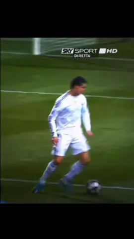 Ronaldo quick get up #banger #ronaldo 