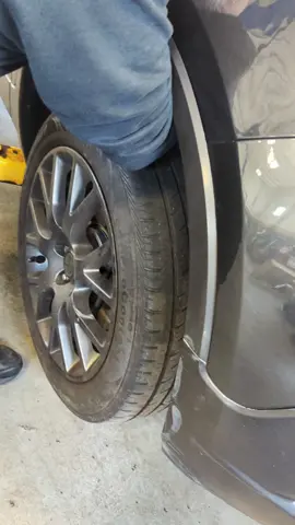 hmmm. something ain't right there. #carrepair #buick #thatsfdup 