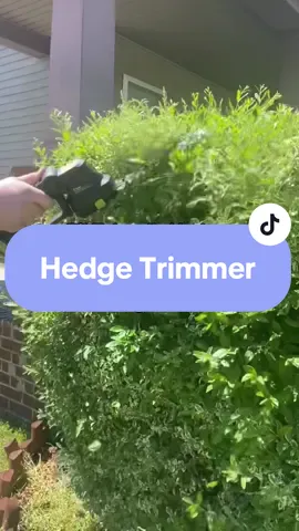 Powerful Hedge Trimmer! Possible Mother’s or Father’s day gift!? @smartsaker_official #smartsaker #saker #hedgetrimmer #weirdtiktokshopfinds #tiktokshopfinds #tiktokshopblackfriday #tiktokshopcybermonday #viral #christmas #tiktokshopmothersday 
