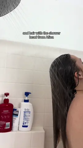 Who knew changing your shower head could make such a difference 🤯 #afina #showerhead #filteredshowerhead #hardwater #wellwater #chlorine #heavymetals #hairhealth #skinhealth #healthyhair 
