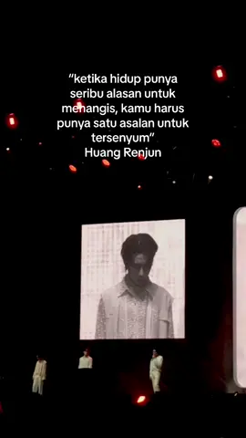 Dia adalah orang yang mampu membuat banyak orang tersenyum, kamu adalah salah satu alasan kita semua tersenyum, kamu hebat dan kamu nggak sendiri, jadi mari kita tetap bertemu di waktu yang sudah di takdirkan itu🧎🏻‍♀️#renjun #renjunnct #nctdream 
