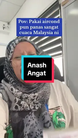 Mungkin kene letak aircond depan muka la kan 🤭 Baru tak panas 🤣 #malaysiapanas #anashangat #tiktokgedik #keretasewaeer #moodraya2024 