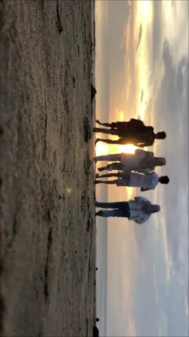 nostalgia 2521  #drakor #twentyfivetwentyone #baekyijin #naheedo #2521 #fypシ゚viral #dramakorea #pantai #sunset #pantaibatakanbaru 