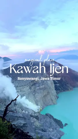 Akhirnya bisa pakai sound ini 😭 Minimal sekali harus ke kawah ijen si, inreal banget asli  #kawahijen #kawahijenbanyuwangi #banyuwangi #xyzbca #fyp #fypシ 