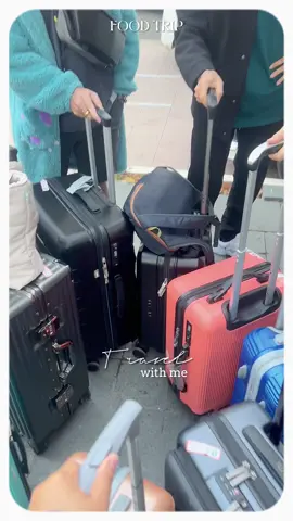 Xách vali đi du lịch cùng hội bạn chỉ để cụng đồ ăn #vivudidau #dalat #angi #diadiemanuong #fyp #viral #tiktokvideo #capcut 