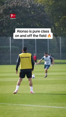 Xabi Alonso is a master of the game 🧙‍♂️ #bundesliga #fussball #Alonso 