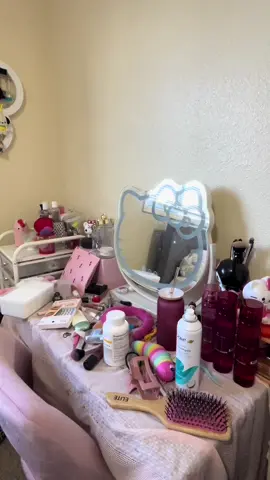You can tell how crazy my week has been by the amount of clutter on my vanity 🥲 #vanitycleanup #vanity #vanitymirror #CleanTok #cleanup #saturdaycleaning 