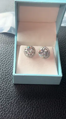 Check out these moissanite earrings 🥶🔥 they are also sterling silver so they wont turn colors! 💎 #fyp #foryoupage #moissanite #diamonds #earrings #studs #hiphopjewelry #fashion #jewlery #sterlingsilver 
